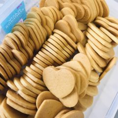 Dream Sweets Factoryで使用されているクッキーの材料は？